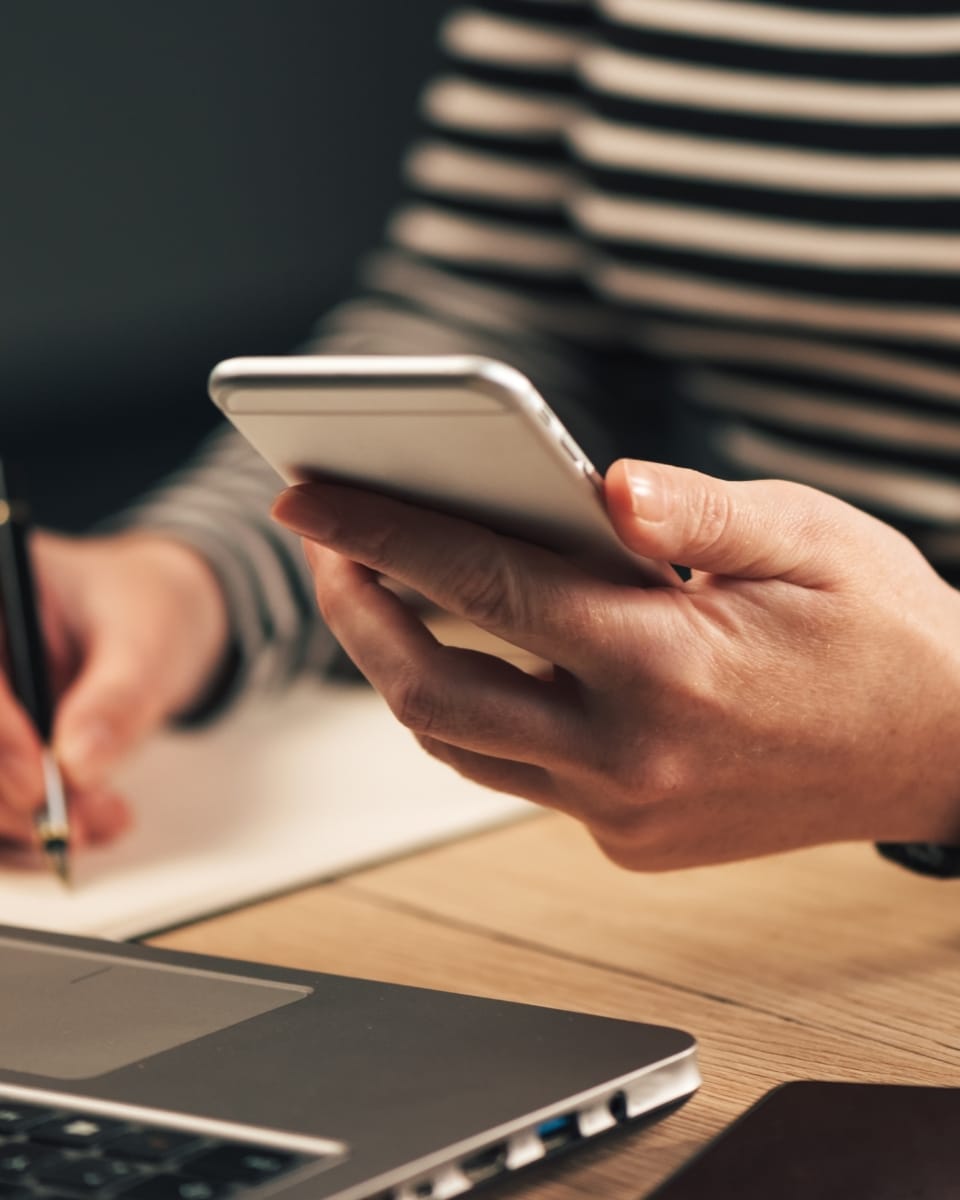Contact list vs. CRM